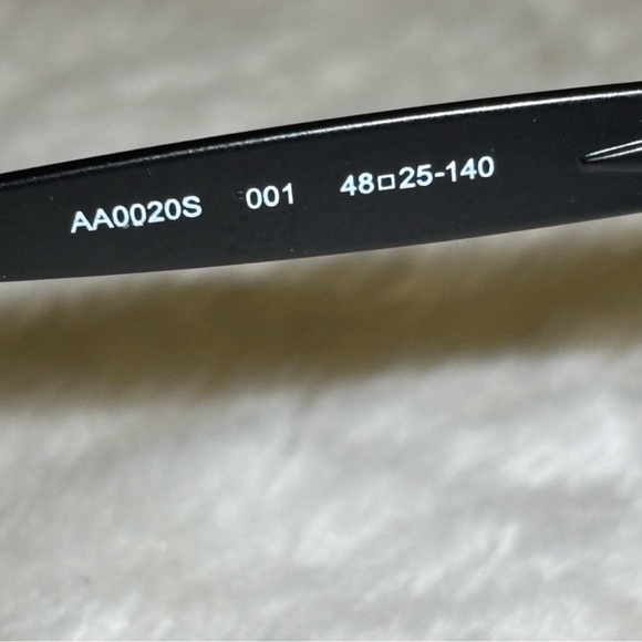 Alaia Women’s Cat Eye Sunglasses - Picture 7 of 11